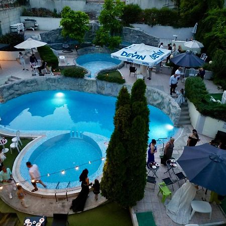 Hotel Brilliance Varna Exterior foto