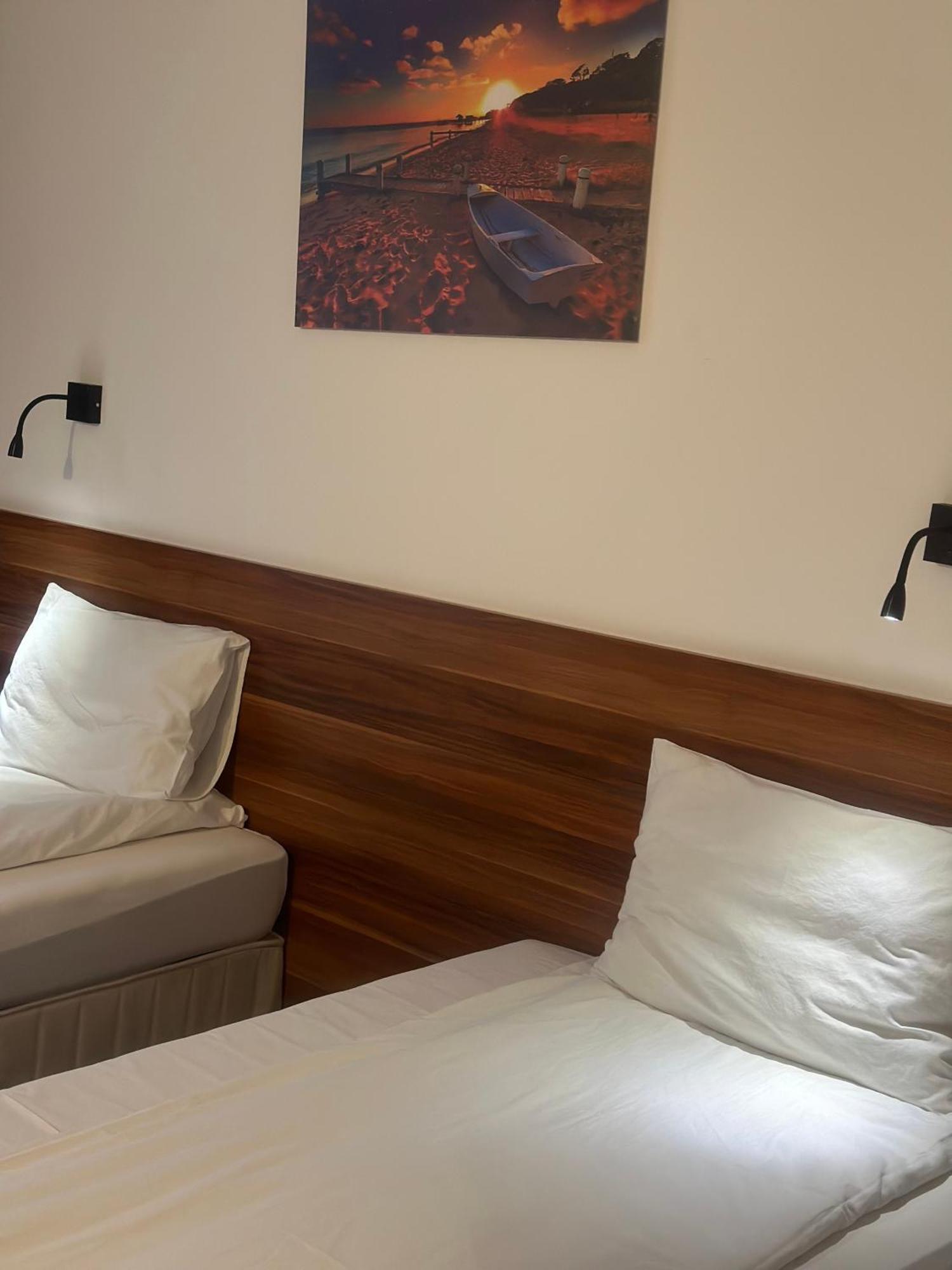 Hotel Brilliance Varna Exterior foto