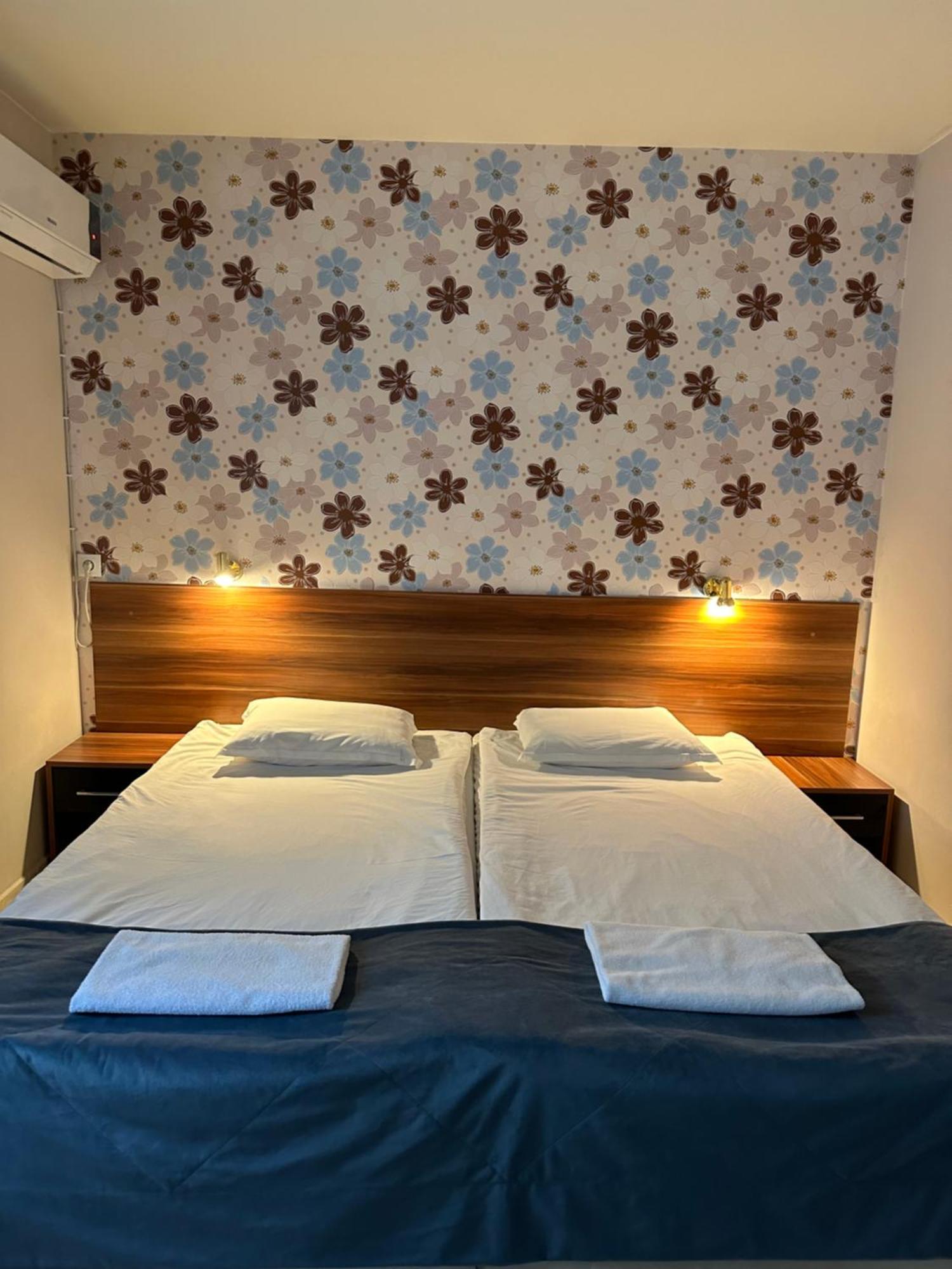Hotel Brilliance Varna Exterior foto