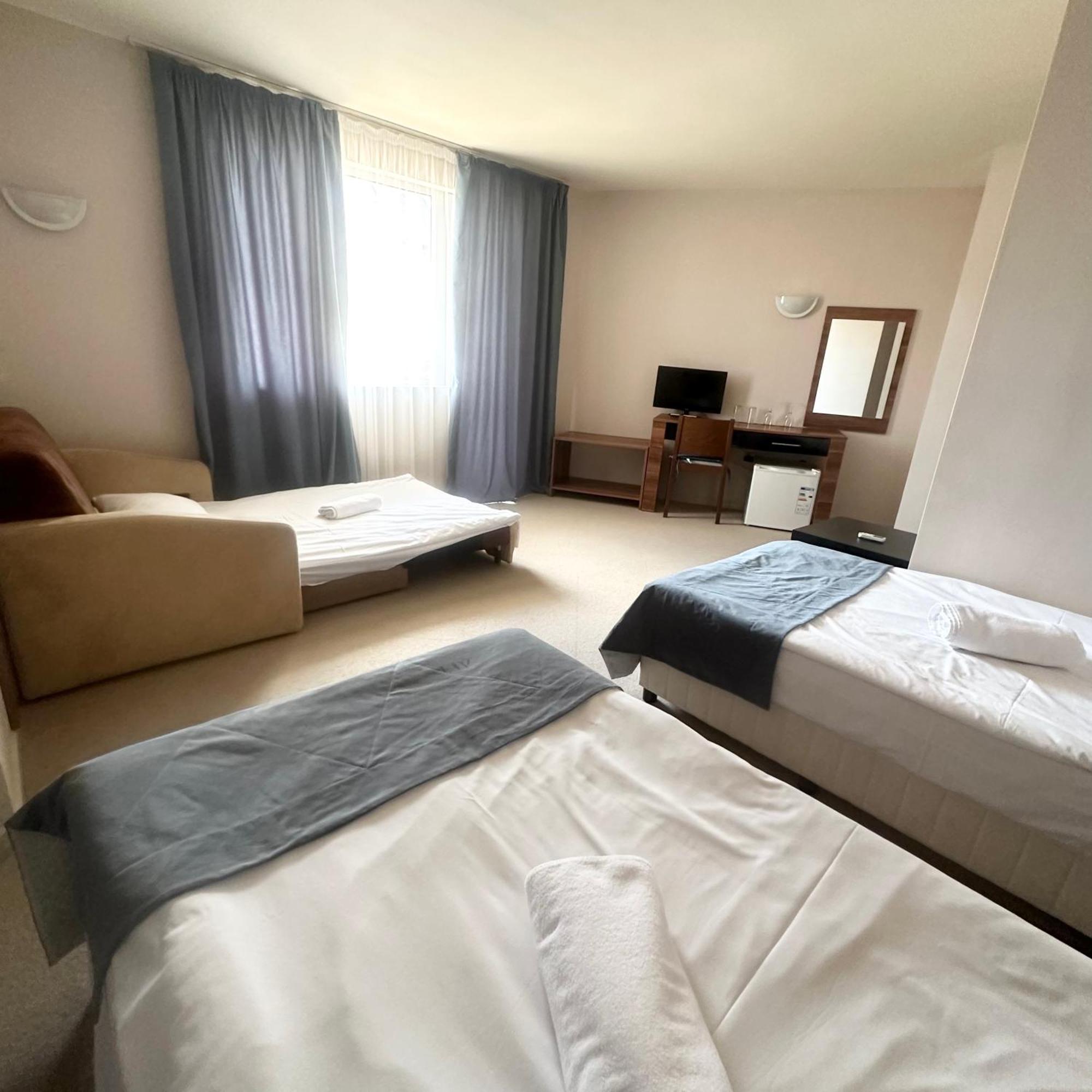 Hotel Brilliance Varna Habitación foto